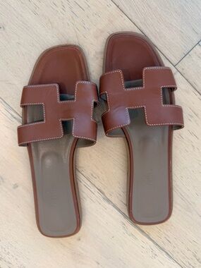 Hermes Oran Sandal Women's Brown Leather Slide Sandals